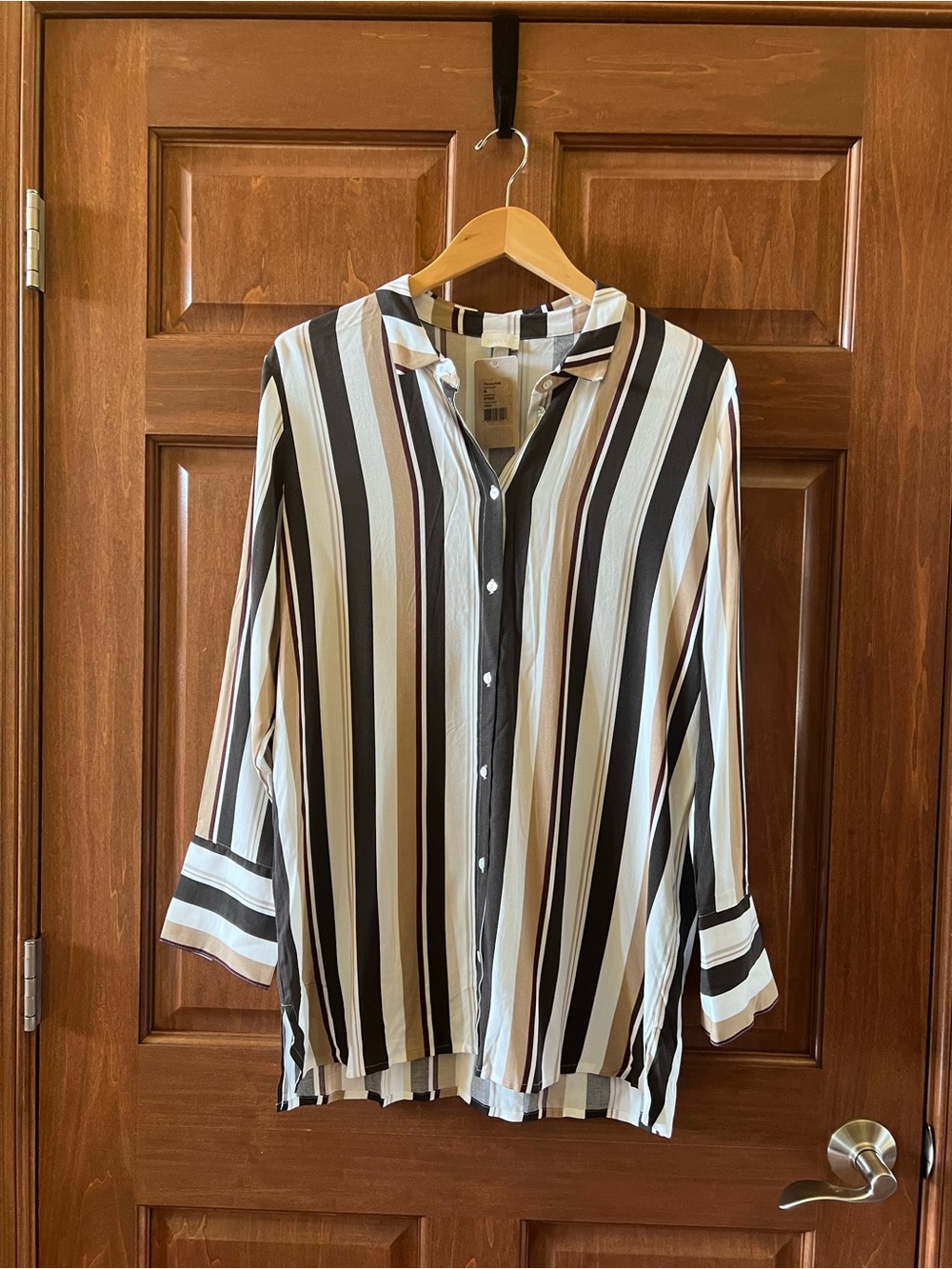 Hanro Shirt Button Down Vertical Stripes White Brown Burgundy Size M